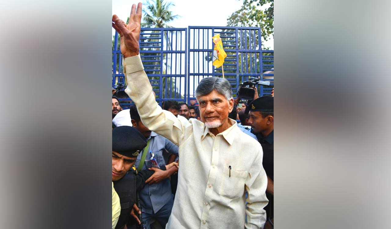 Charge sheet filed against Chandrababu Naidu in Amaravati Road case