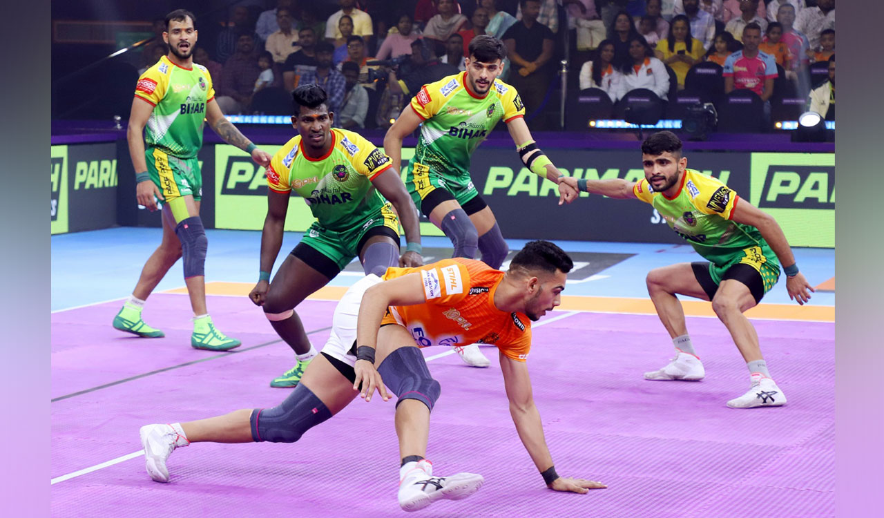 Puneri Paltan sail past three-time champions Patna Pirates, roar into PKL 10 Final
