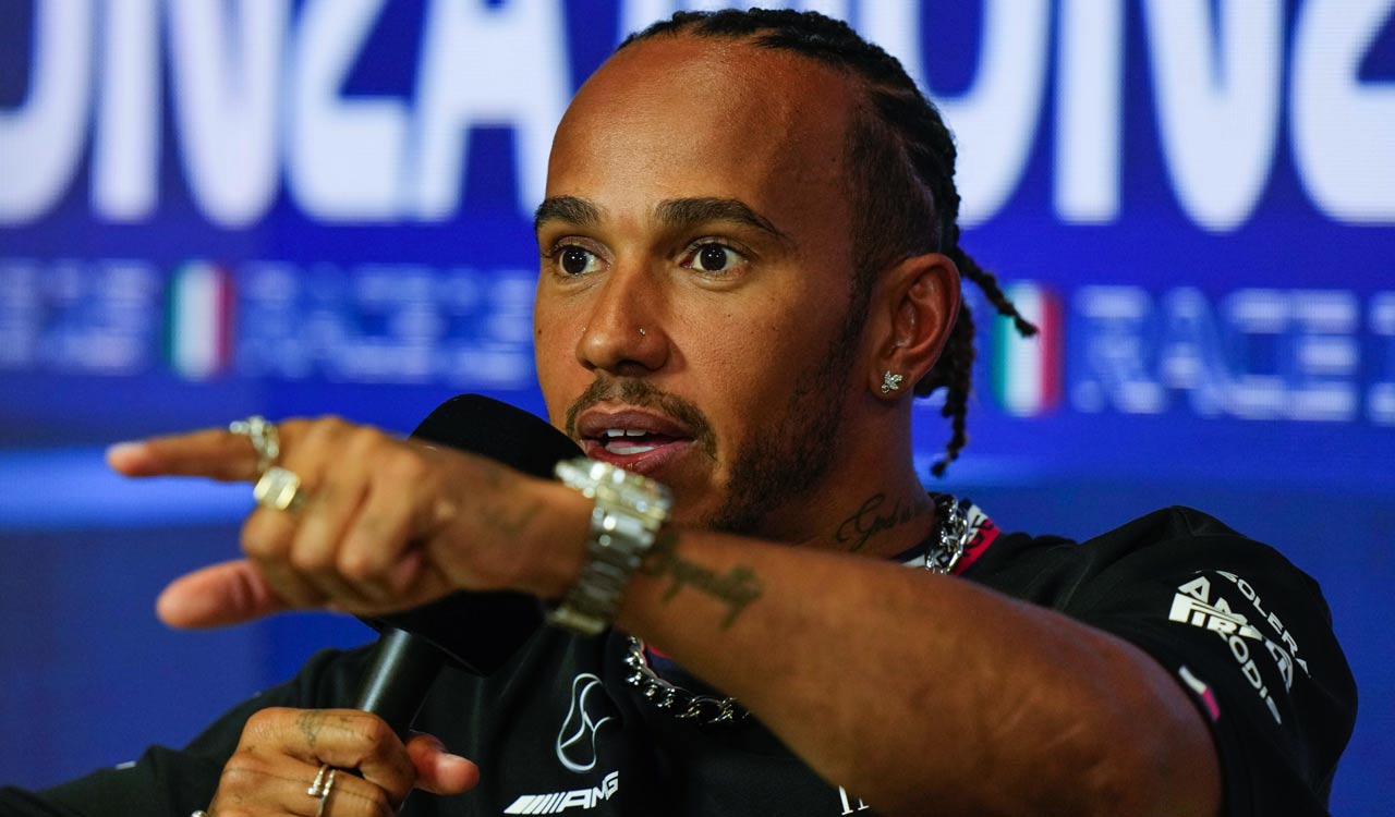 Lewis Hamilton to join Scuderia Ferrari in 2025, will replace Carlos