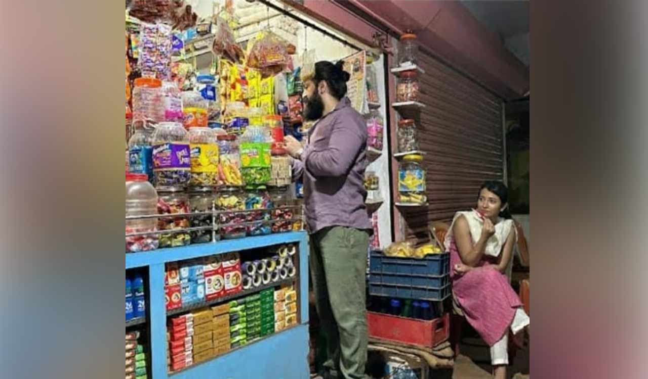 Photos of KGF’s Yash buying candy for daughter go viral