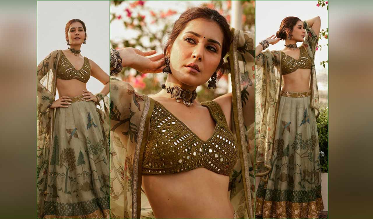 Raashii Khanna dons ethnic look for ‘Yodha’ promotion in Hyderabad