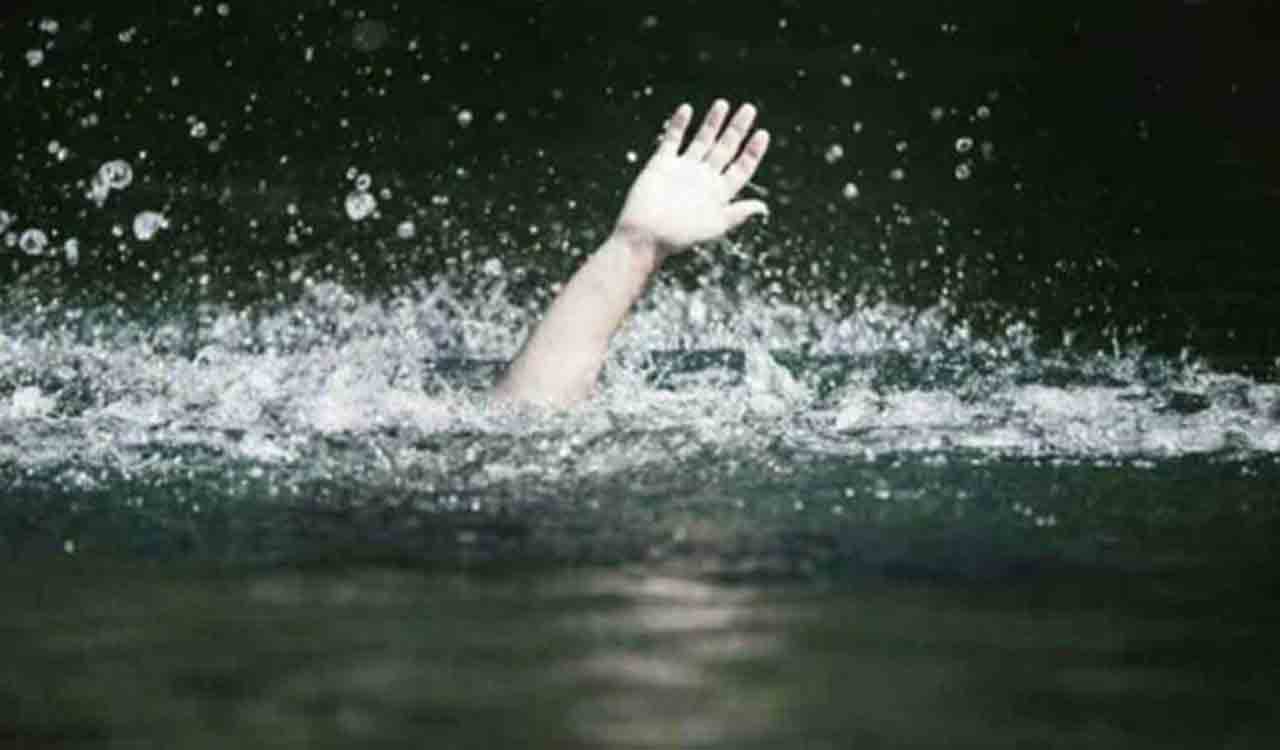 Two youngsters drown in farm well in Asifabad