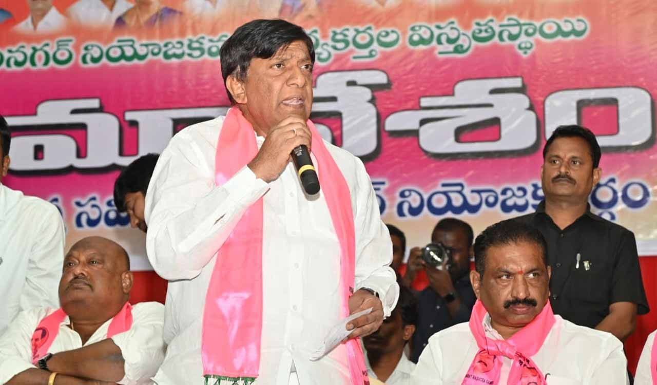 Fear of defeat: BJP MP Bandi Sanjay trying to divide people, says Vinod Kumar