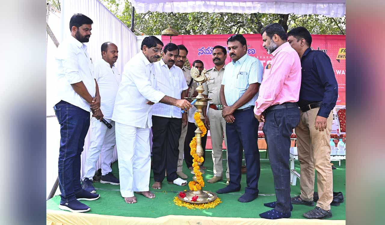TT-NT Auto Show begins on grand note at Nizamabad