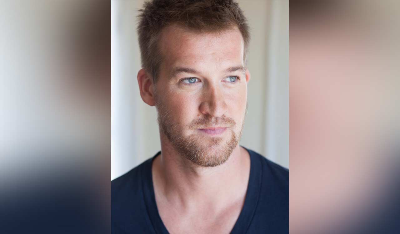 ‘Captain Marvel’ actor Kenneth Mitchell dies at 49 due to ASL
