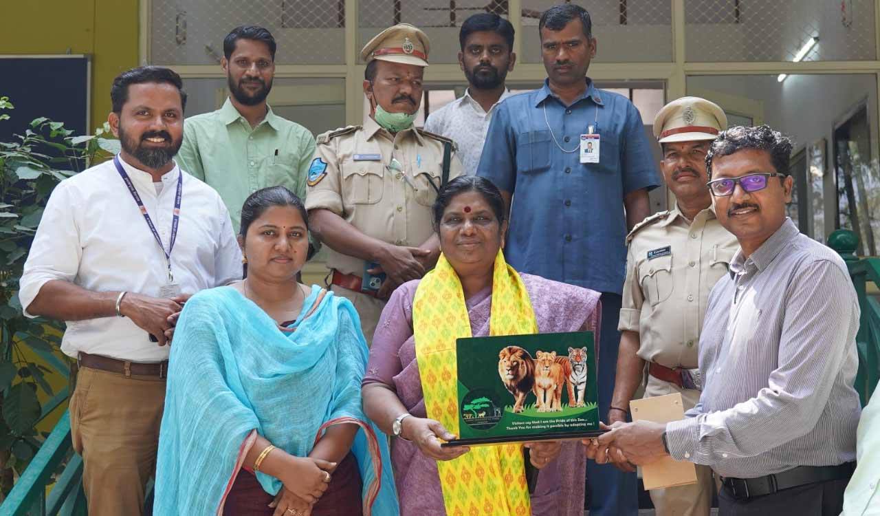 Senior delegation of Ministers from Kerala visit Nehru Zoo Park