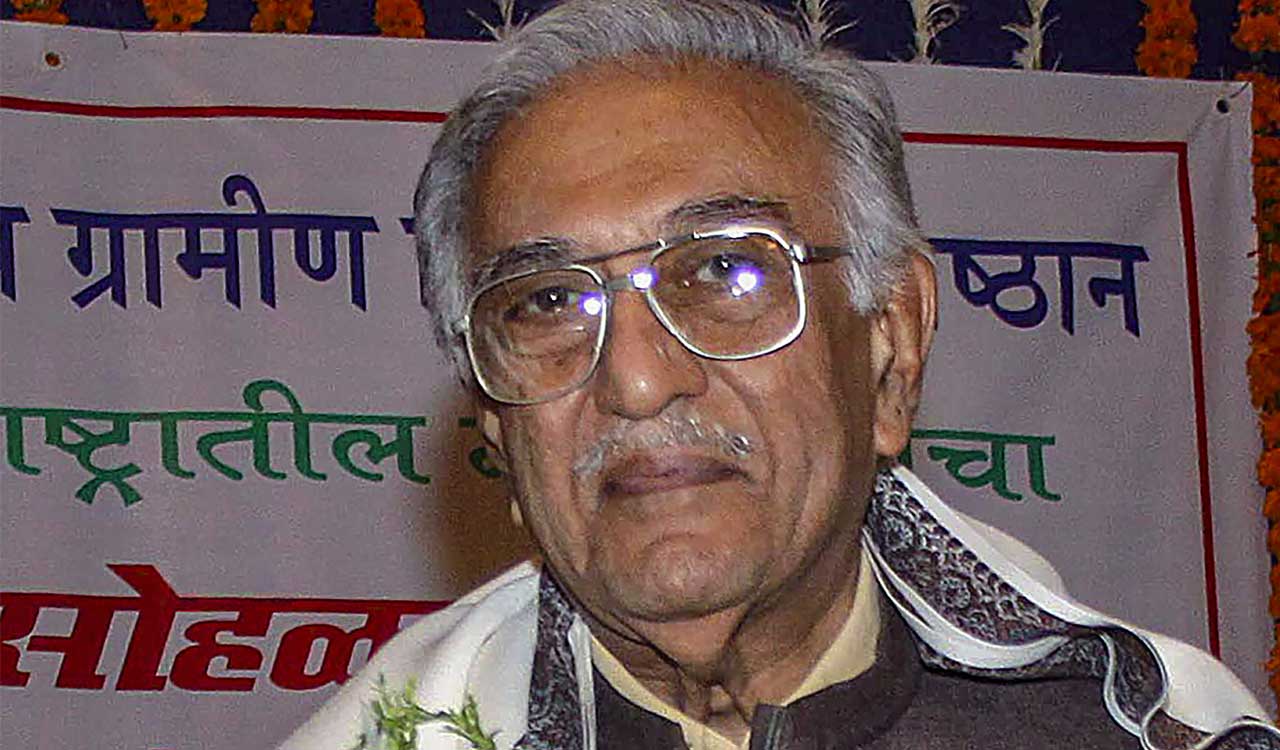 Iconic radio personality Ameen Sayani dies at 91, Home Minister Amit Shah condoles