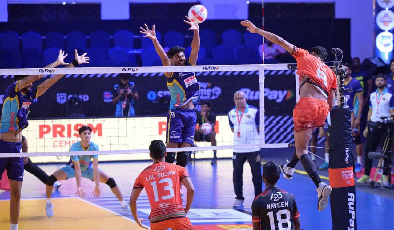 Prime Volleyball League: Hyderabad Black Hawks lose to Delhi Toofans in ...