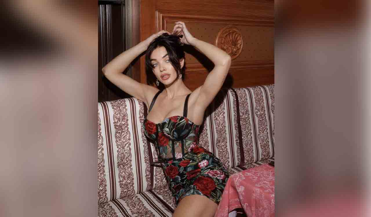 Amy Jackson reminisces about ‘Hosanna’, says ‘it stands out as beautiful love song’