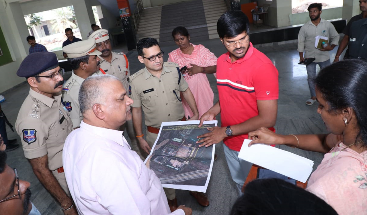 Khammam Collector VP Gautham accelerates setup of LS counting centers