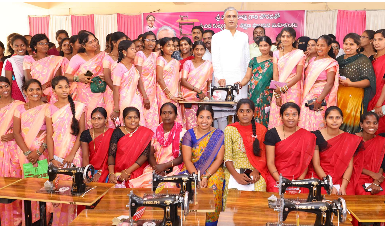 Congress eyes only political mileage on KLIS, while farmers suffer: Harish Rao