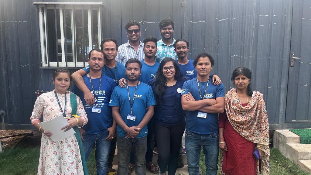 Hyderabad youth travel 100+ kilometers to rescue dog trapped in well for 3 days