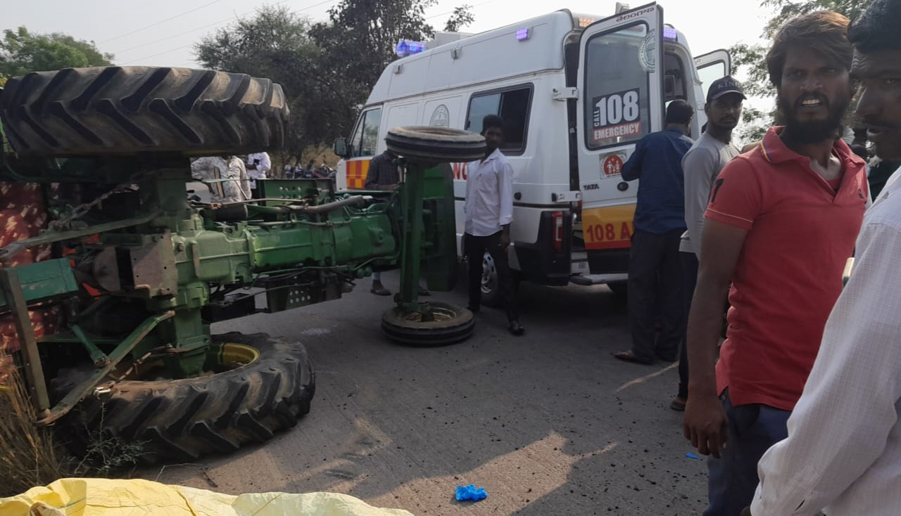 Two killed in Medak road accident, as tractor carrying marriage party overturns