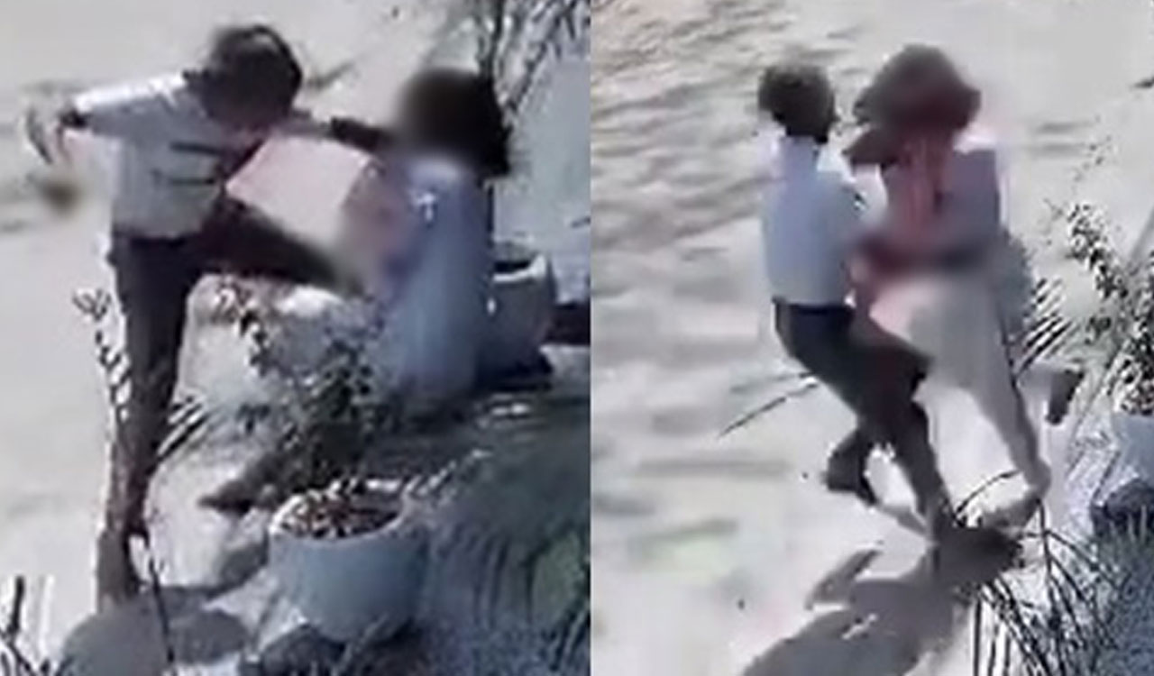 Watch: Man arrested for stabbing girl in Delhi’s Mukherjee Nagar