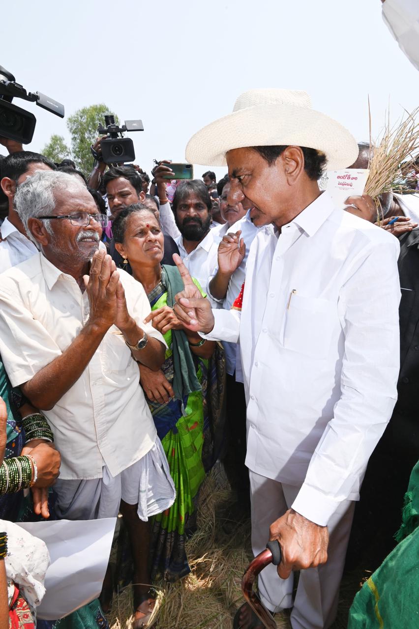 KCR reaches out to farmers, promises to fight for them