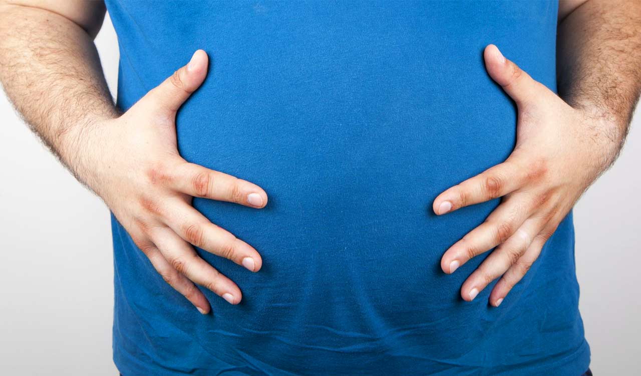 Quit smoking to reduce ‘hidden’ belly fat: Study