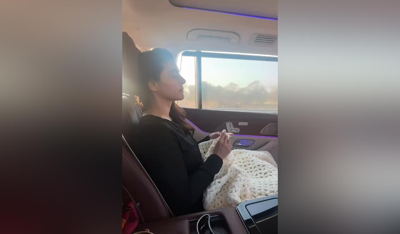 Stuck in Mumbai traffic, Kajol catches up on crochet work, does backseat driving