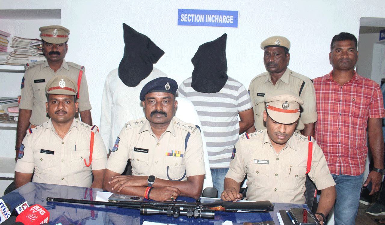 Two peacock hunters arrested in Jagtial