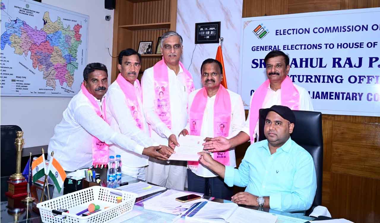 54 candidates file nominations in Medak