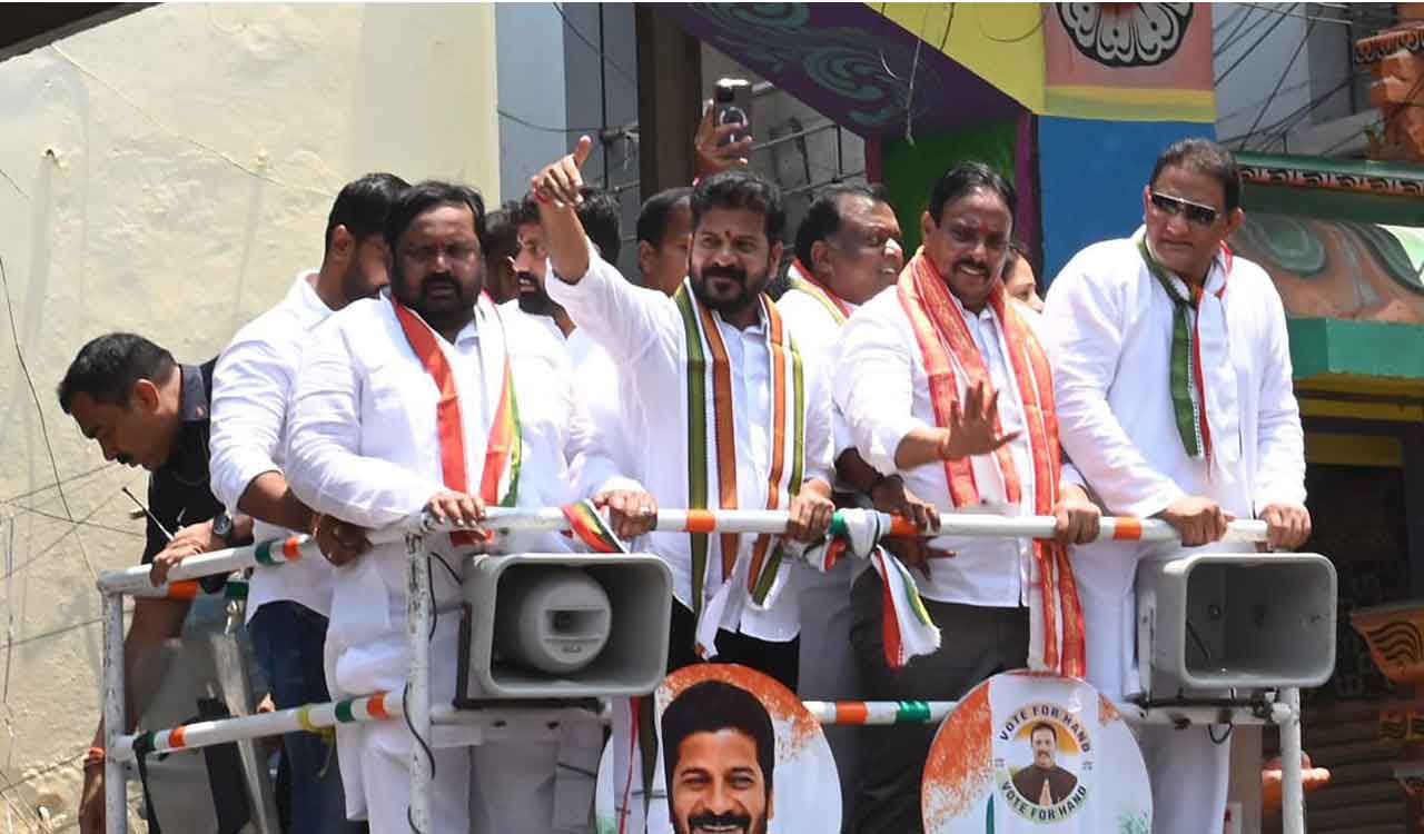 Congress certain to make a comeback in Delhi, says Revanth Reddy