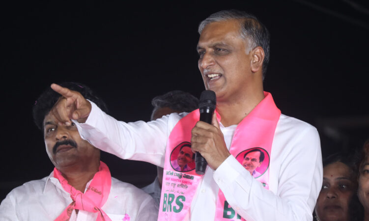 Harish Rao criticises Congress Govt over paddy procurement