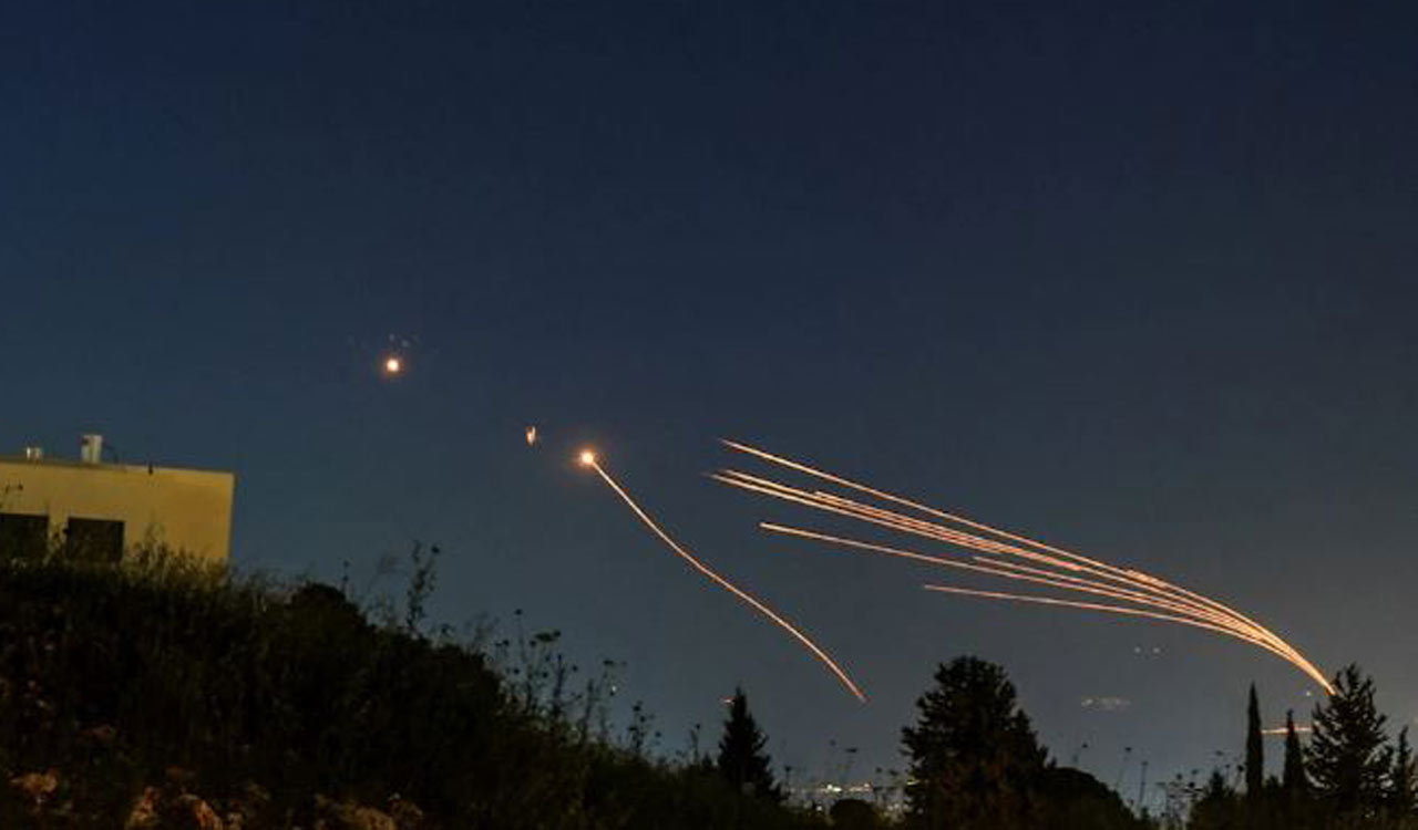 Hezbollah launches dozens of rockets at Israel; No casualties