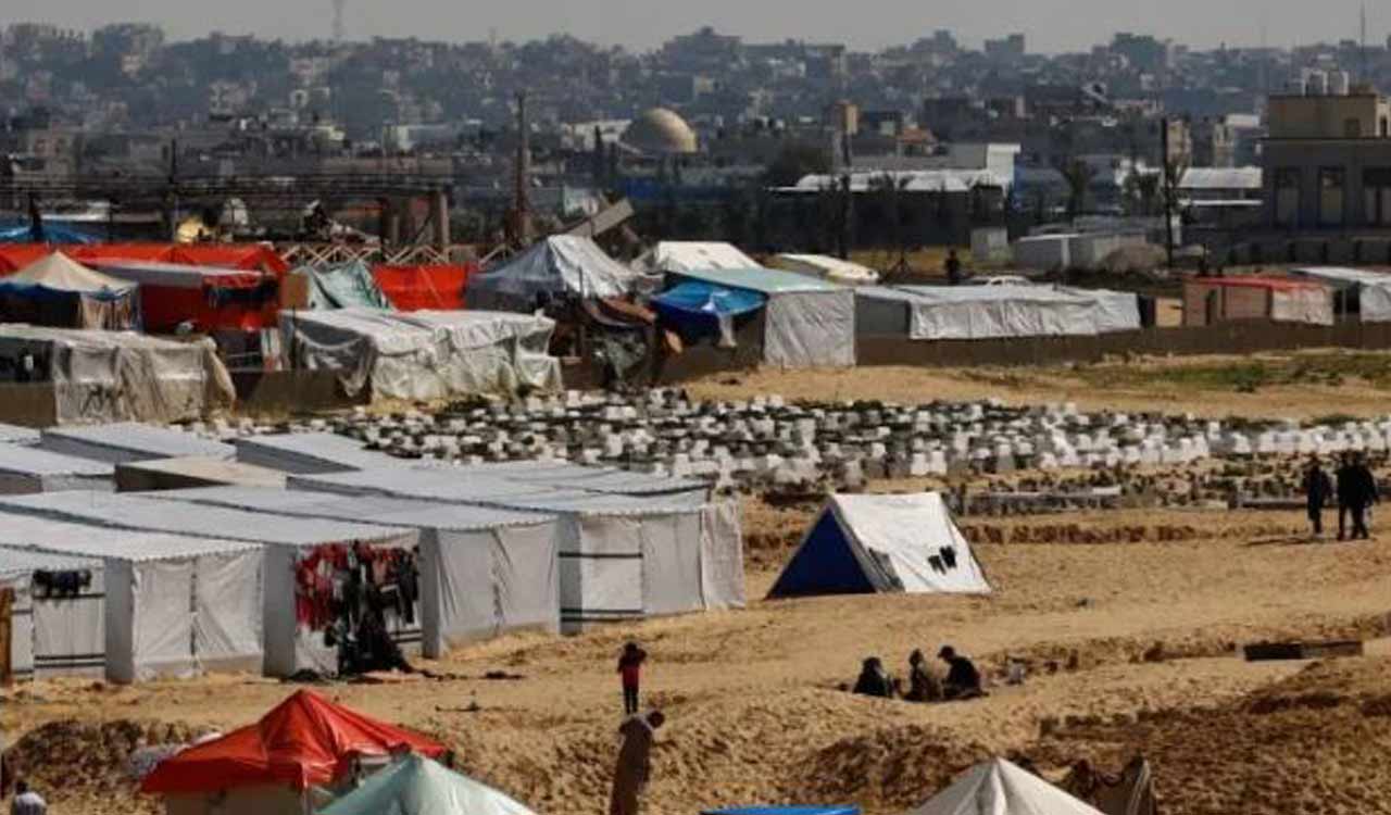 Israel offers final chance for hostage deal before Rafah attack: Reports