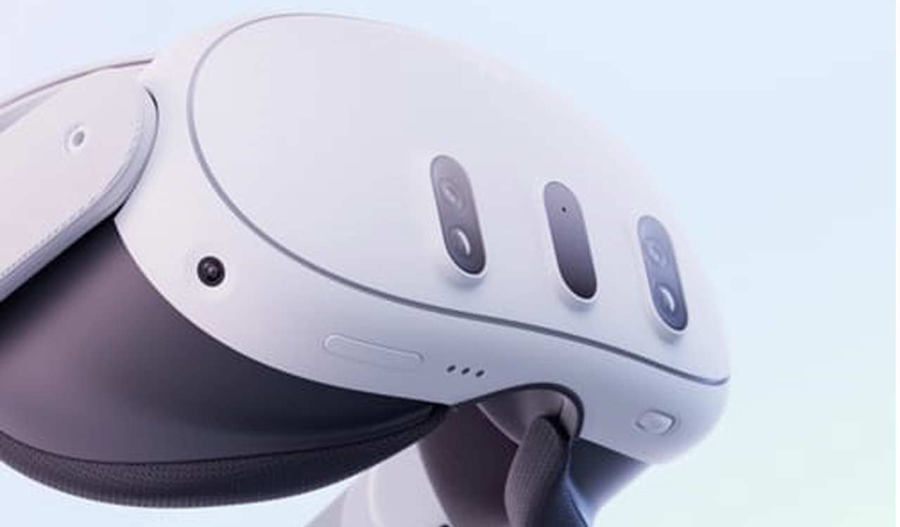 Meta’s AR-VR market leadership bid costs billions