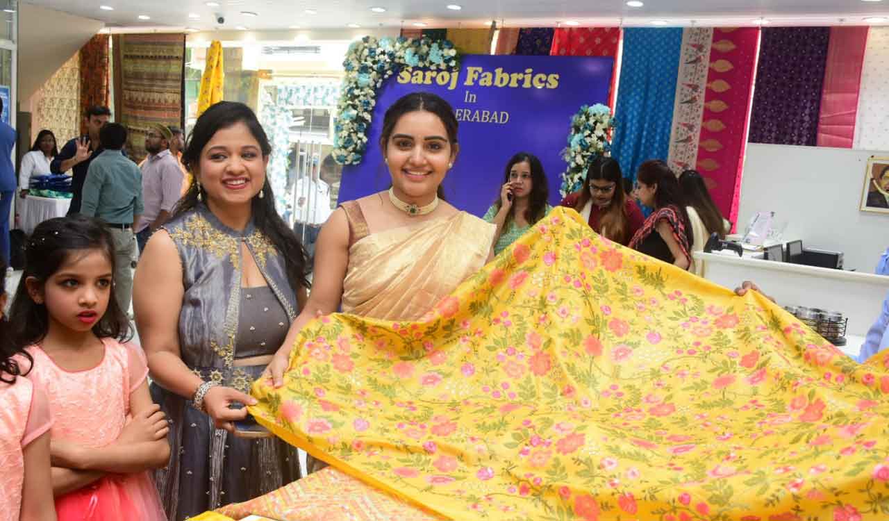 Mumbai-based Saroj Fabrics opens store at Banjara Hills