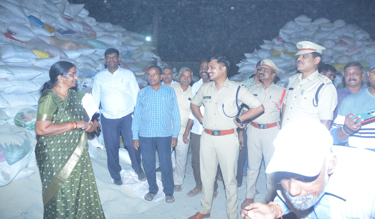 PDS rice recycling racket busted in Sangareddy
