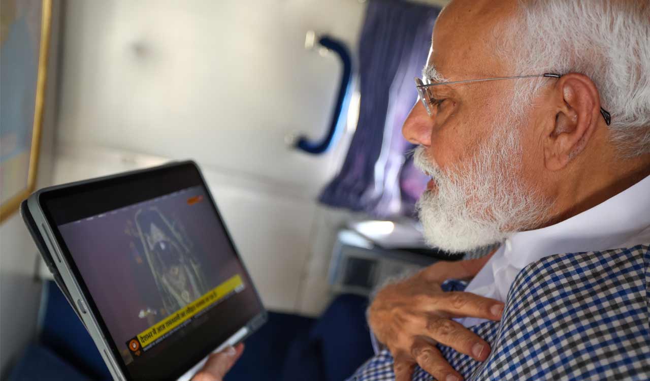 PM Modi witnesses Surya Tilak ceremony on Ram Lalla in Ayodhya