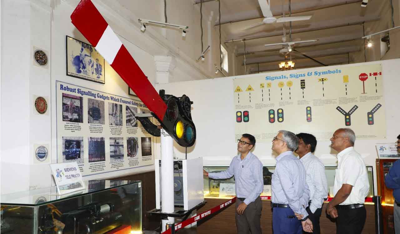 SCR celebrates World Heritage Day at Kacheguda railway station