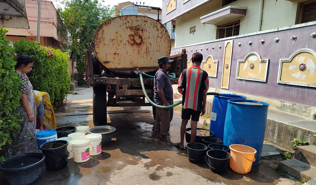 Tanker bookings in Hyderabad rise by 1.67 lakh trips by April 22