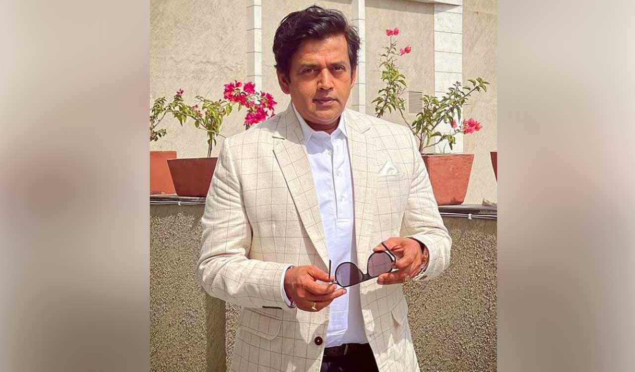 Woman who alleged Ravi Kishan as daughter’s father faces FIR