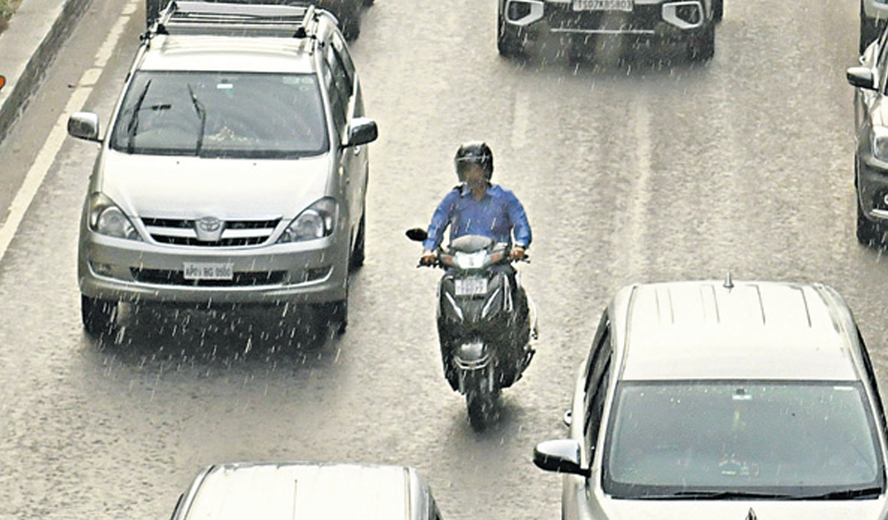Heat peaks at 42.3 degree celsius in Hyderabad, rains cool off city