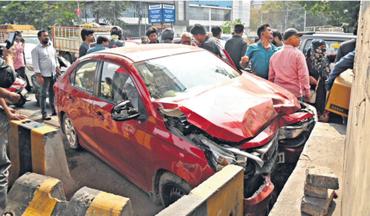 Rush hour traffic fuelling mishaps