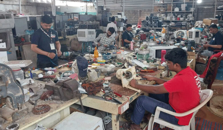 Sasta, sundar, tikau: Shop recycles old items