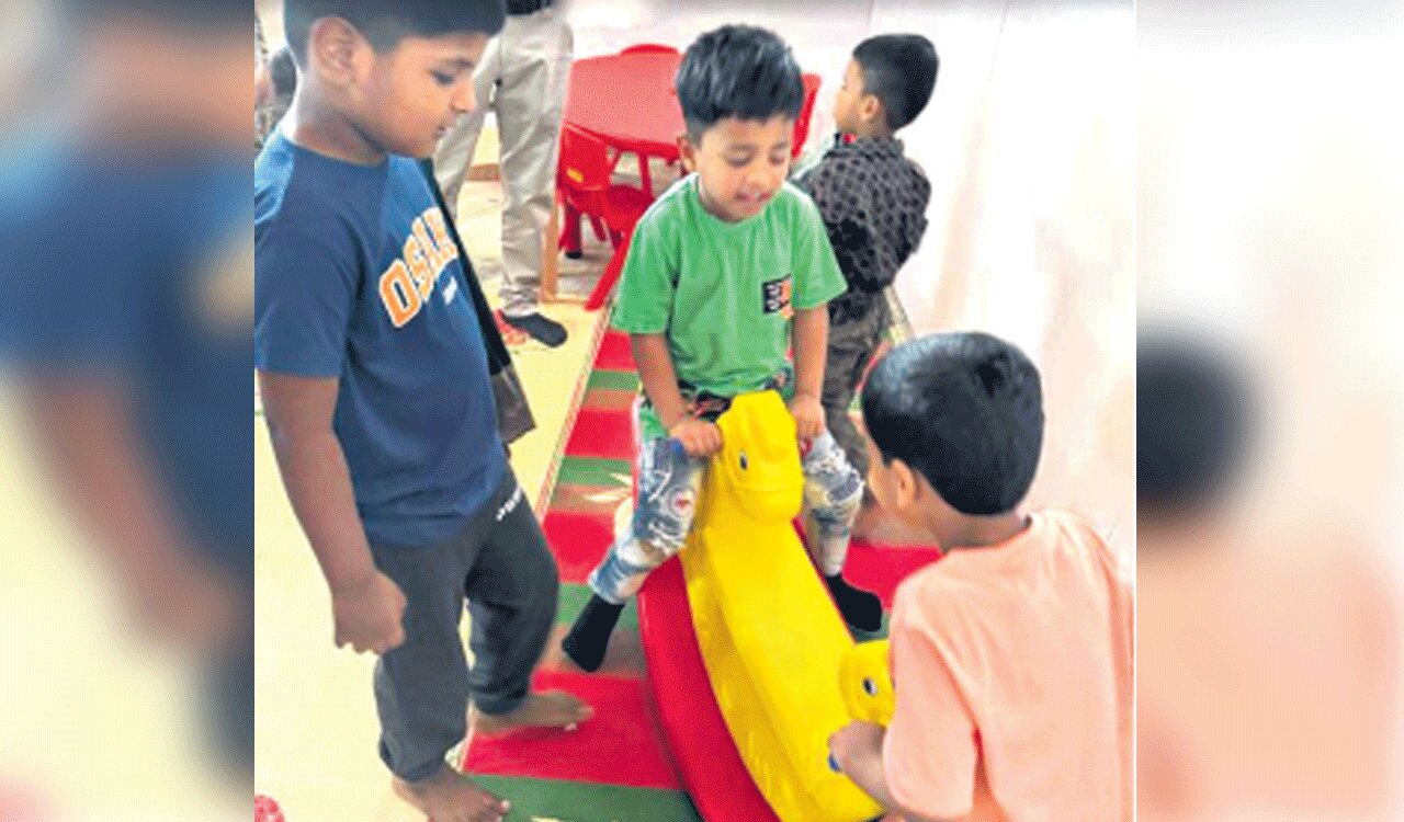 four-aveksha-day-care-centres-launched-in-city-telangana-today