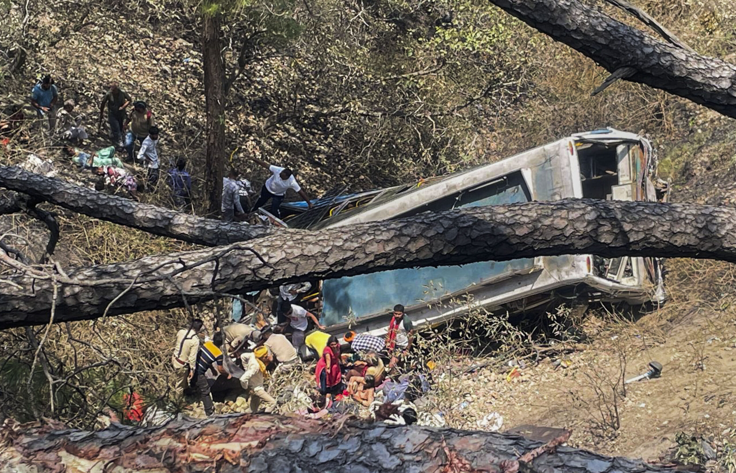 21 killed, 47 injured as bus falls into gorge in Jammu