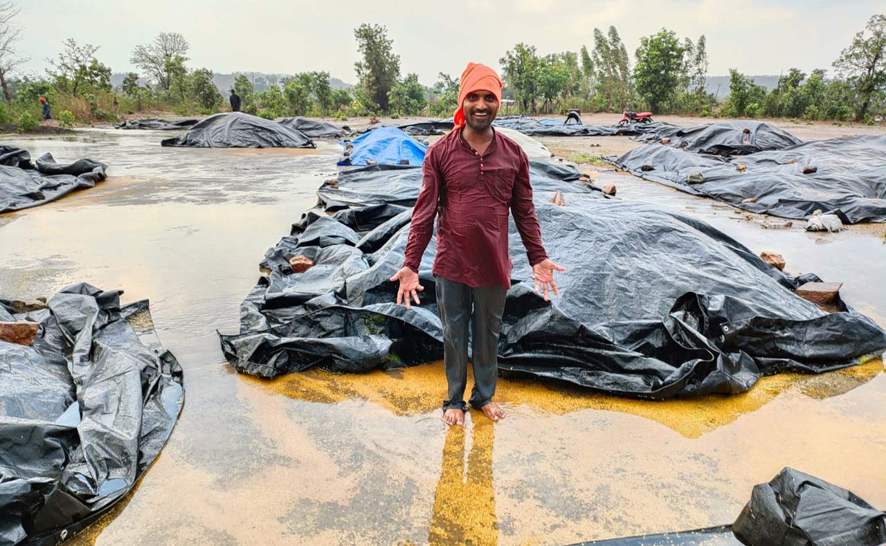 Parts of Adilabad see untimely rains, paddy farmers affected