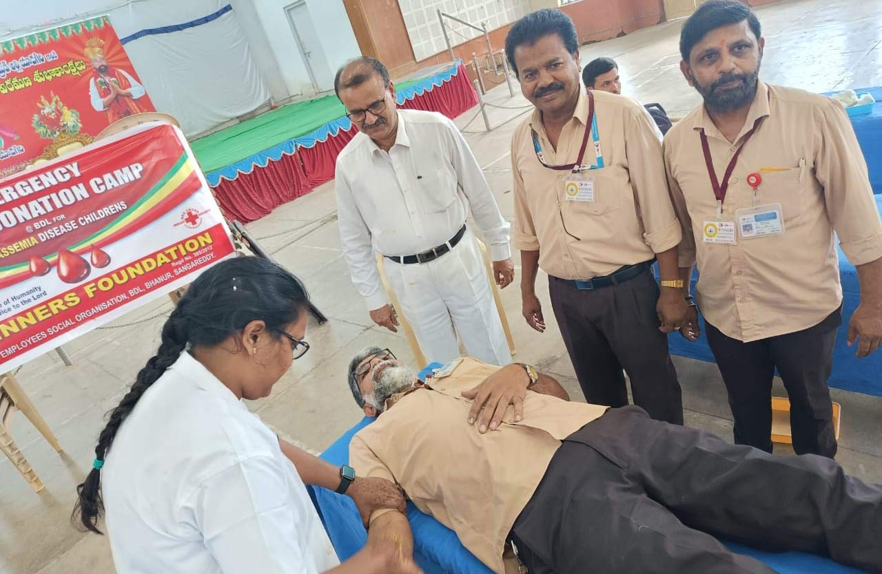 Sangareddy: BDL employees donate blood to support Thalassemia patients