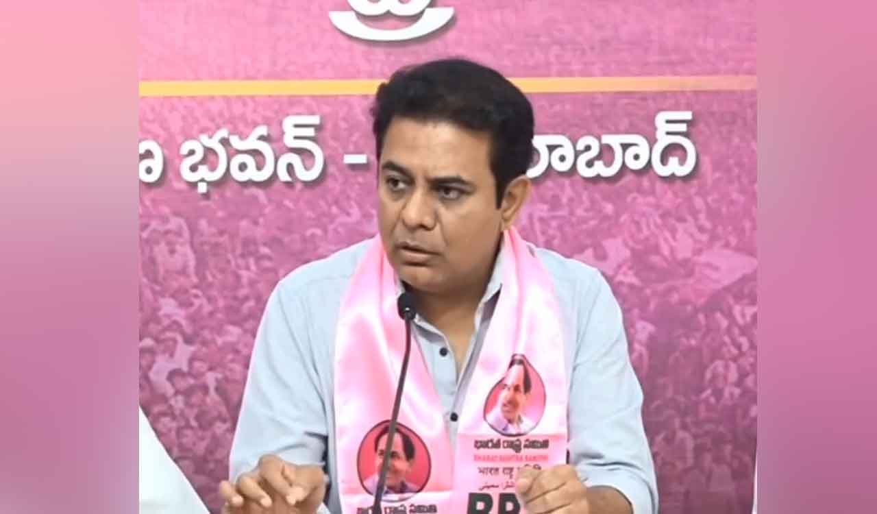 KTR slams Rahul Gandhi, Revanth Reddy over false promises for women ...