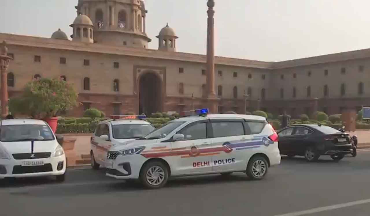 Bomb threat to North Block at Home Ministry office, security officials conduct searches