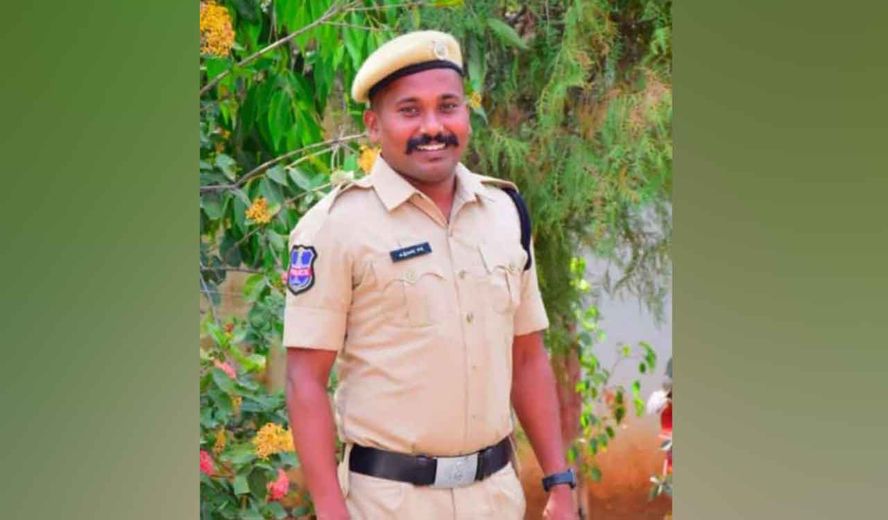 Cop saves woman by performing CPR in Sircilla