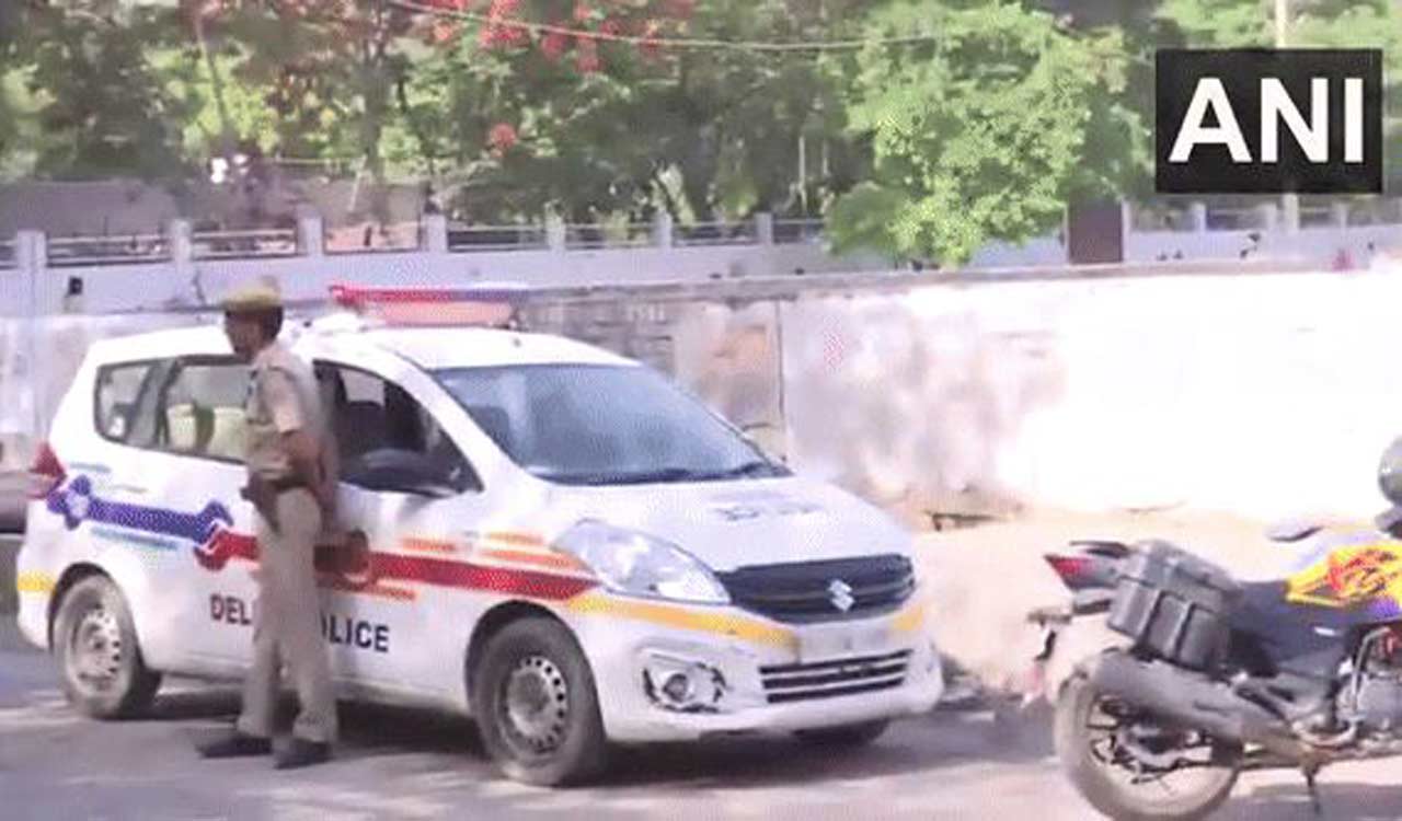 Delhi schools evacuated after bomb threat emails