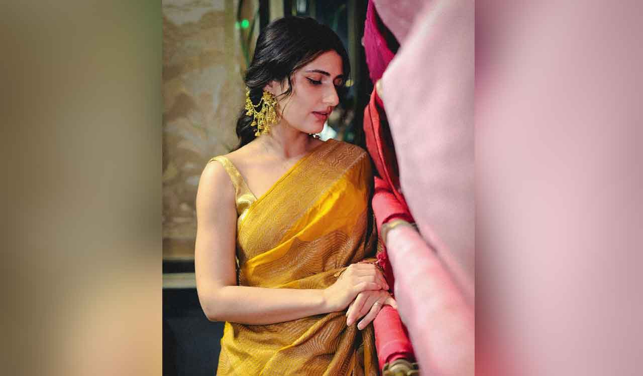 Fatima Sana Shaikh is in her ‘nazakat’ era, drops pic in mustard saree ...