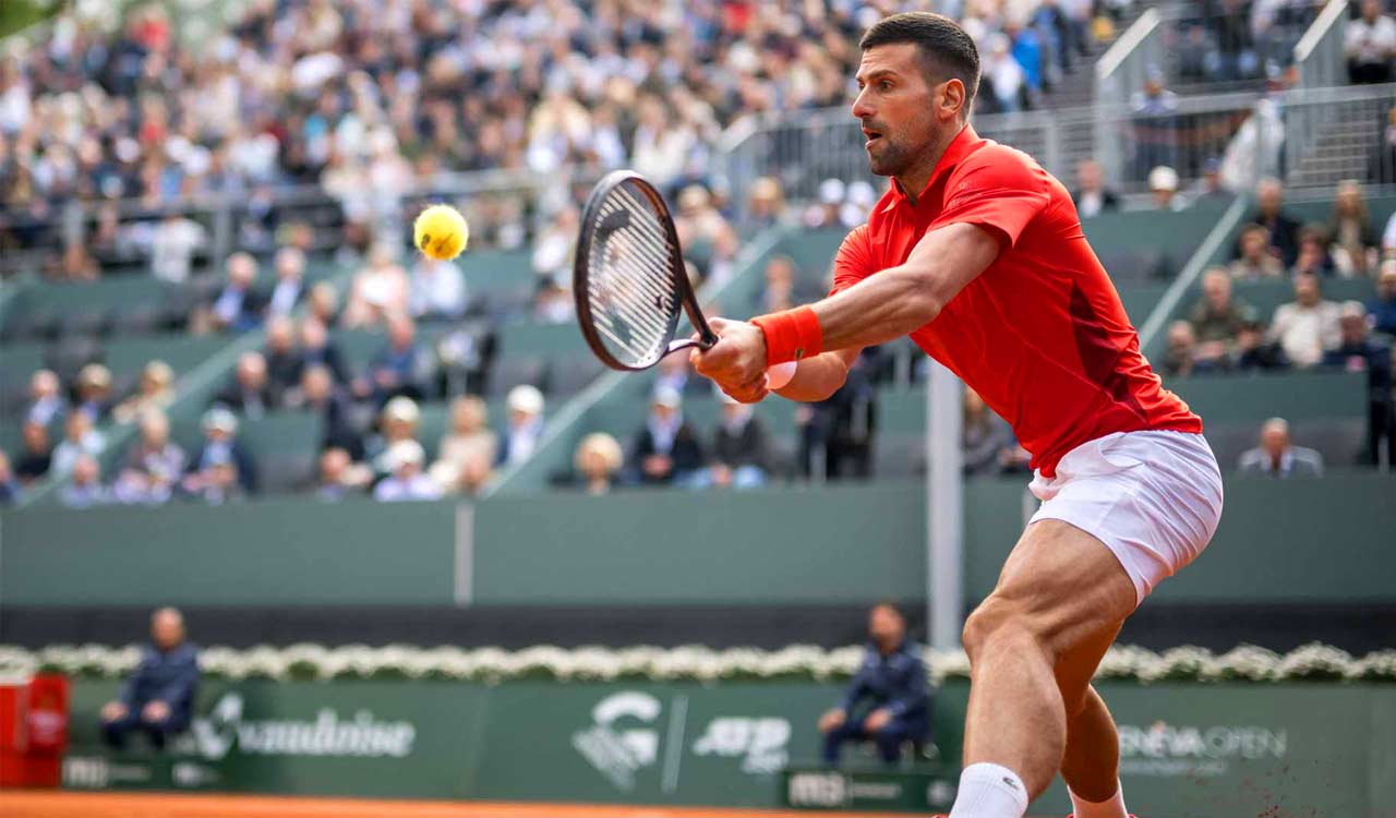 French Open: Djokovic advances to second round with straight-sets victory