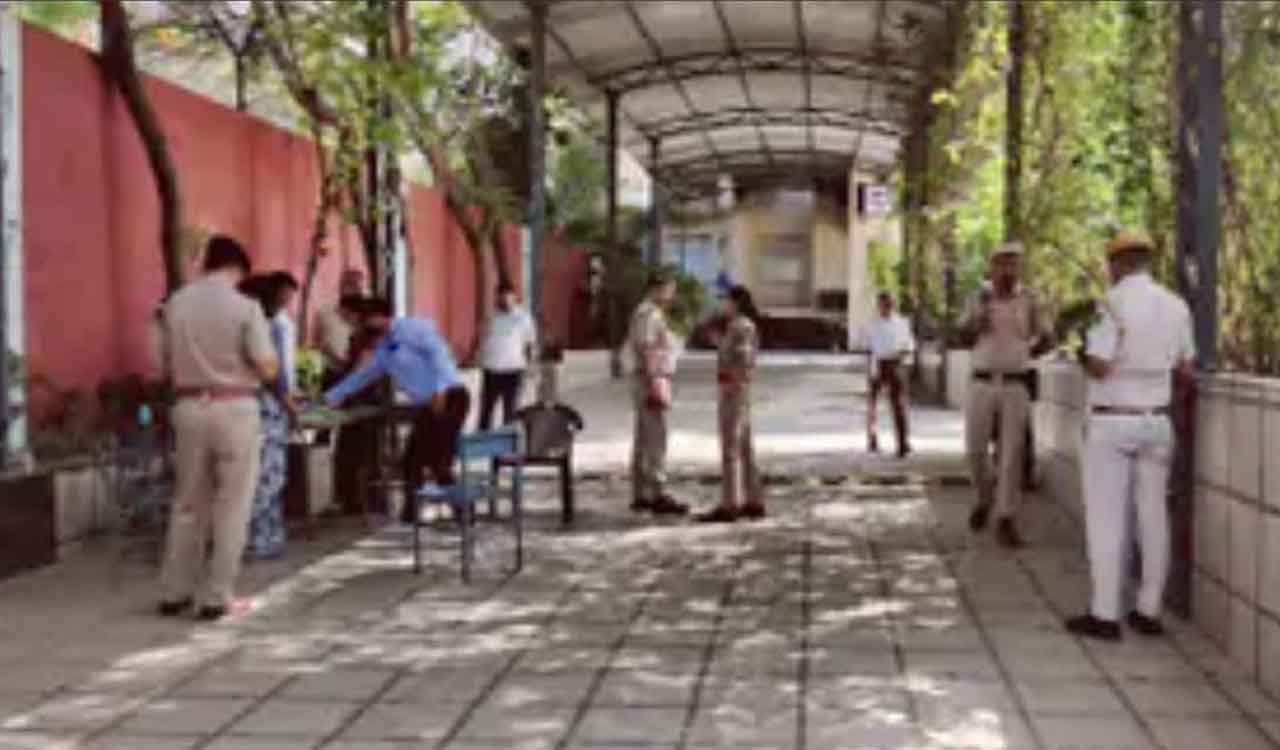 Hoax bomb threat: 2500 cops search over 60 schools in Jaipur for 12 hours