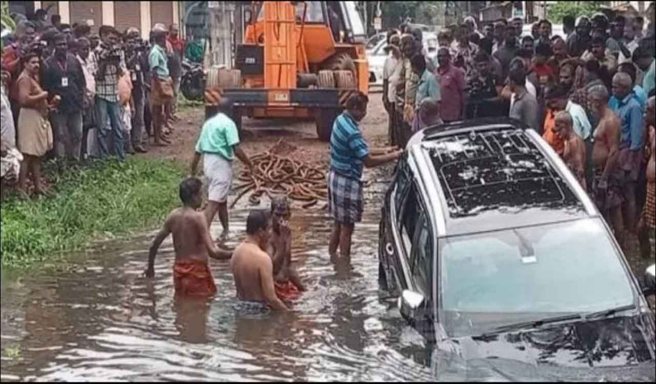 Hyderabadis following Google Maps end up in canal in Kerala