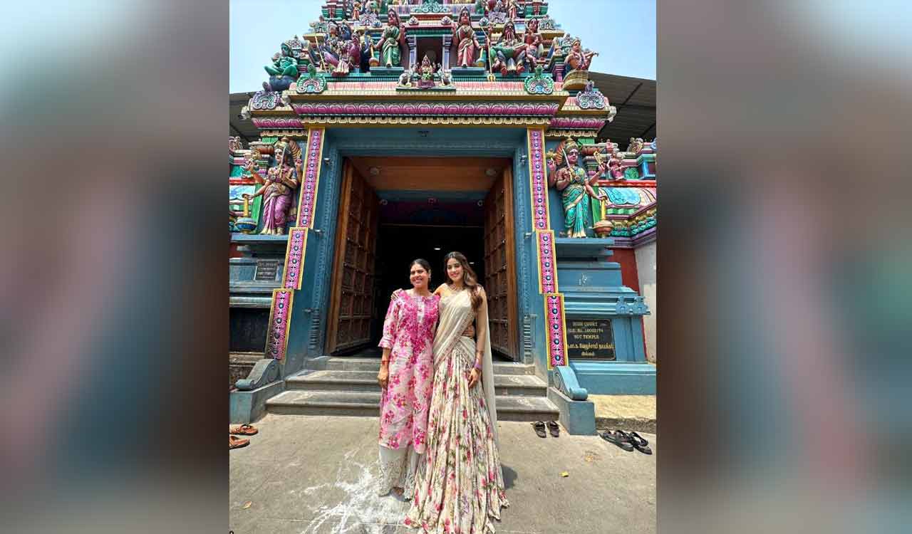 Janhvi Kapoor visits Sridevi’s ‘favourite place’: Chennai’s Muppathamman temple